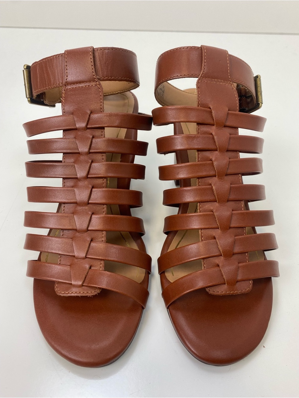 Vionic Tan Strappy Gladiator Sandals